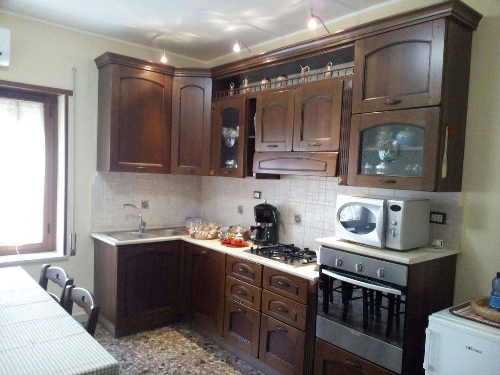 B&B A Casa Di Nonna Fondi Eksteriør billede