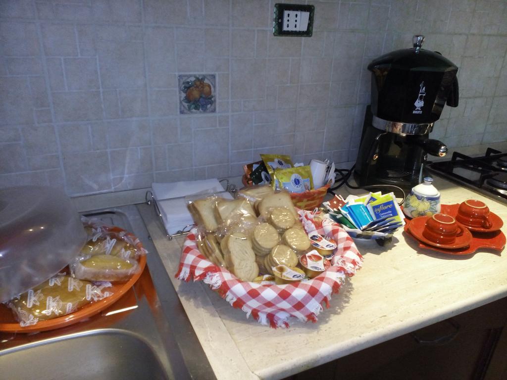 B&B A Casa Di Nonna Fondi Eksteriør billede