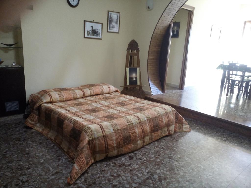 B&B A Casa Di Nonna Fondi Eksteriør billede