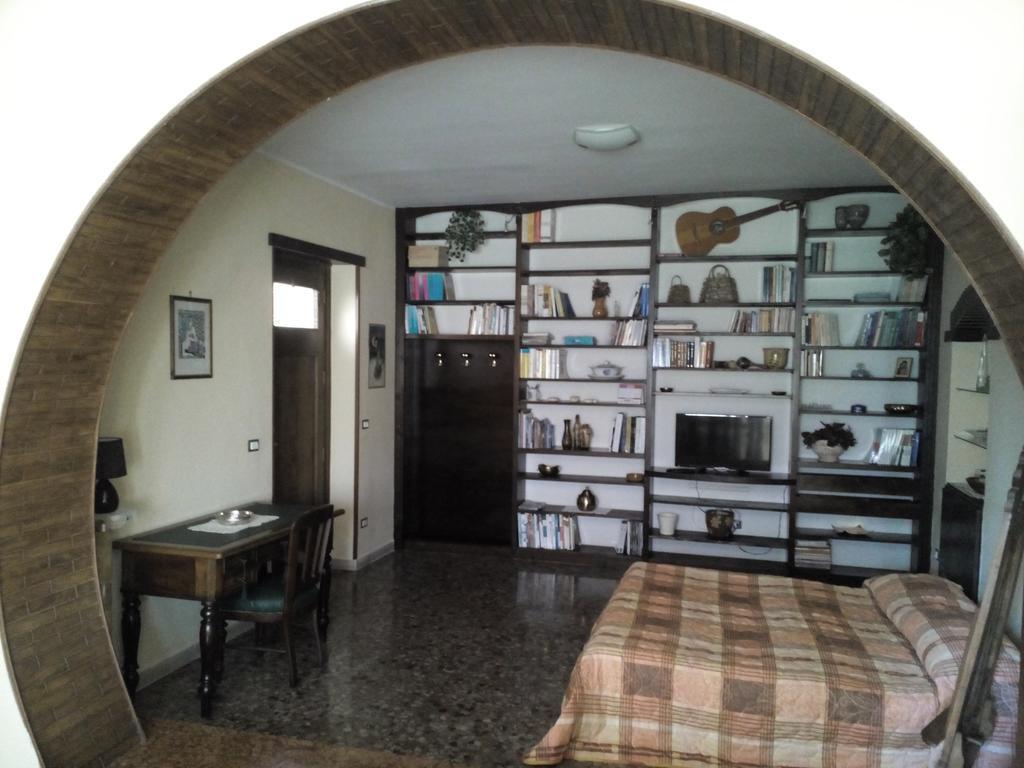 B&B A Casa Di Nonna Fondi Eksteriør billede